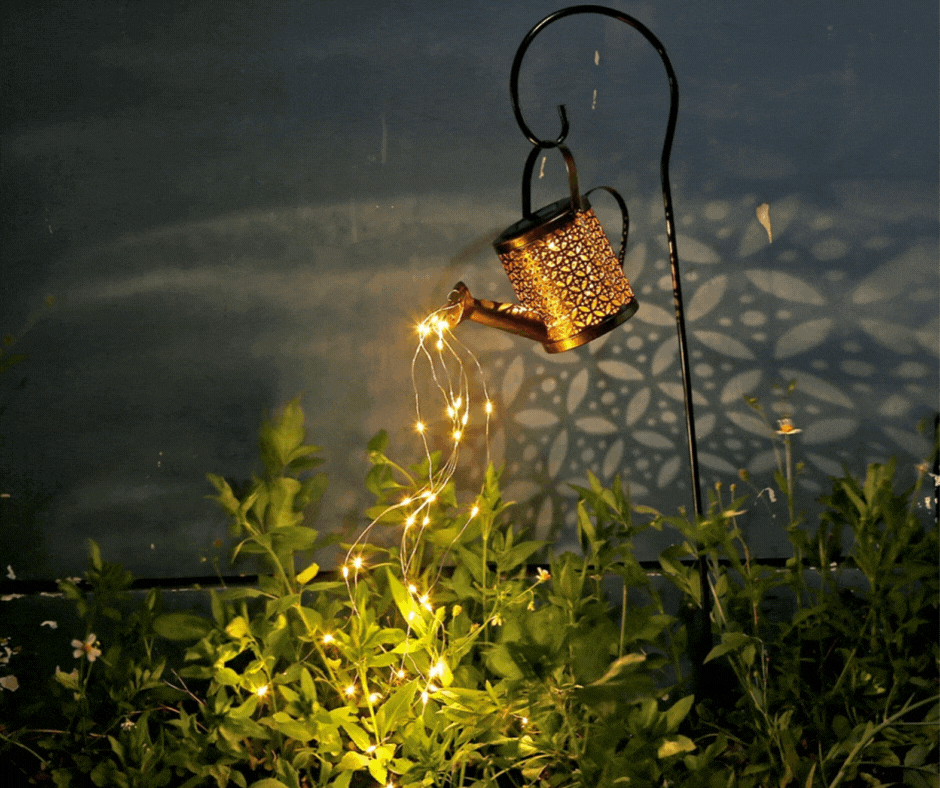 Lampa decorativa stropitoare cu incarcare solara